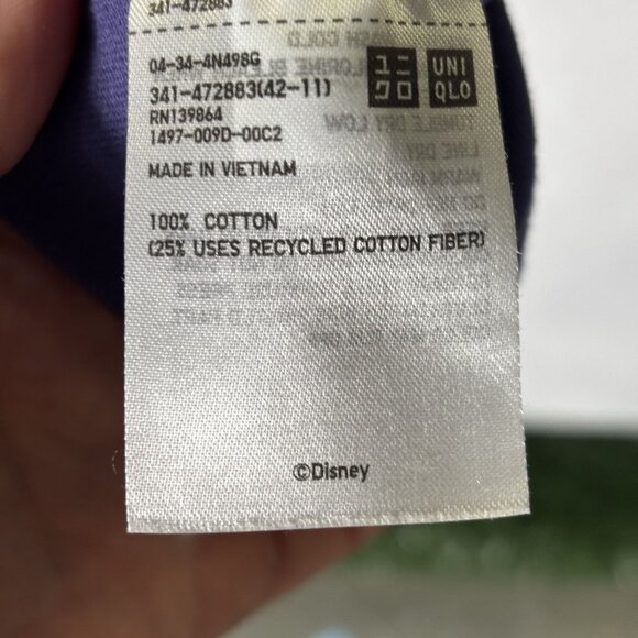 Disney X Uniqlo UT Stained Glass Mickey Graphic Tee purple XL 100% Cotton Made I - Picture 4 of 7